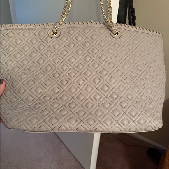 Tory Burch Quilted cream color  Tote Bag - Picture 5 of 12